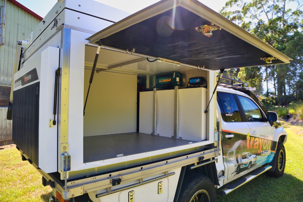 slide-on aluminium camping canopy for work - traymate camper